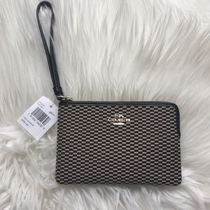 NWT Coach small wristlet